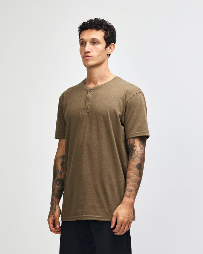 A unisex henley T-shirt in a muted brown colour, featuring a round collar and three-button placket.