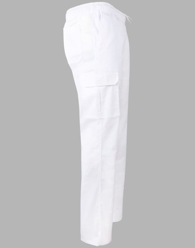 White men's functional chef pants with an elastic waistband and side pockets, featuring a logo.