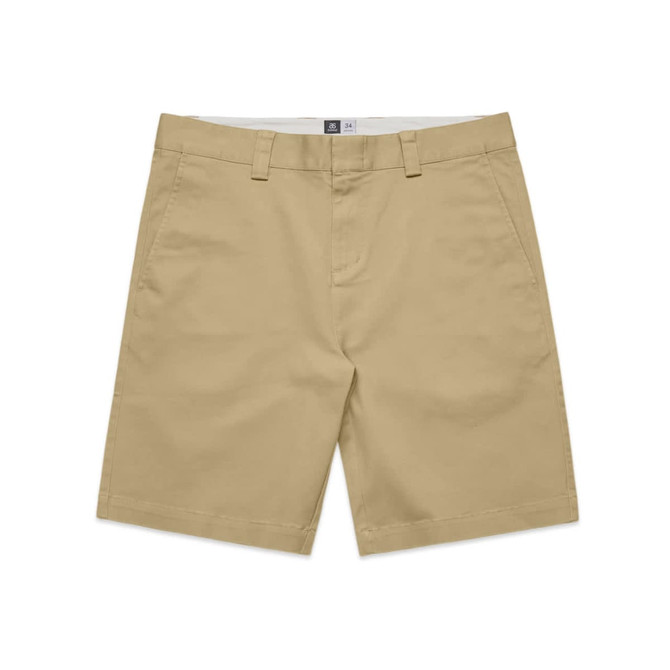 Beige work shorts featuring a classic cut with front pockets and a logo on the waistband.
