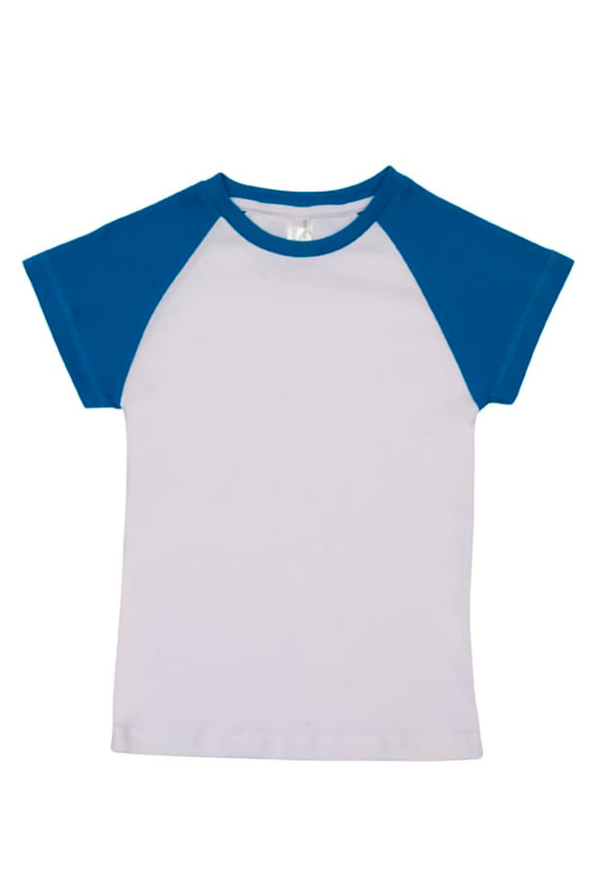 A raglan T-shirt for babies with a white body and blue sleeves. It features a logo on the label.