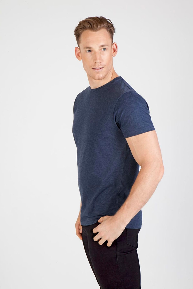 Men's/unisex marl crew neck T-shirt in navy, featuring short sleeves and a fitted design. Includes a logo.