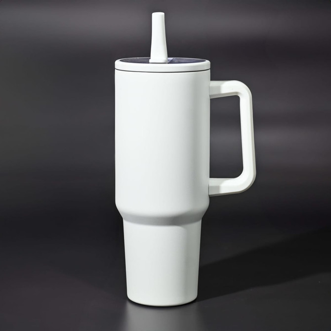A drink bottle in white with a handle and a straw, designed as a tumbler for beverages.