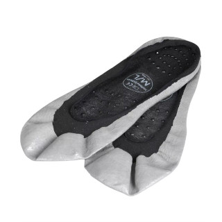 Safety2Shoes Re-useable Shoe Covers Overshoe Carpet Floor Boot Protector, black and gray slip-on shoe covers designed to protect carpets and floors from dirt and damage.