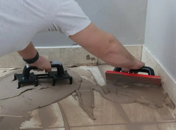Russo Spider Reach Support for Tile Contractors Russo Spider Reach Support for Tile Contractors