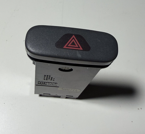 Hazard Light Flasher Switch 9459071 fits 1998 1999 2000 Volvo V70 S70