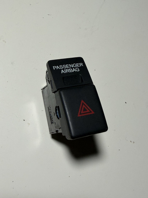 Dashboard Emergency Hazard Light Signal Button M32318 fits 2006-2008 Acura TSX