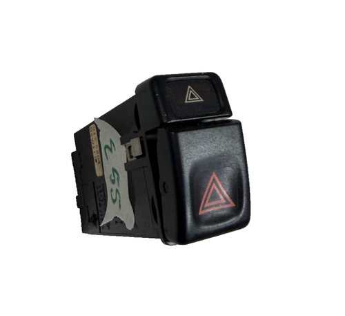 1993-1997 Volvo 850 Emergency Flasher Switch Hazard Button 9125204 95W11B
