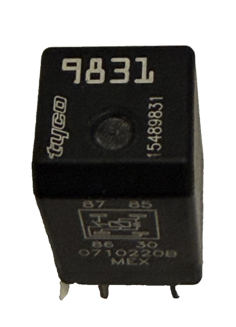 Tyco Multifunction Automotive 4-Pin Relay 15489831, 07102208 Black