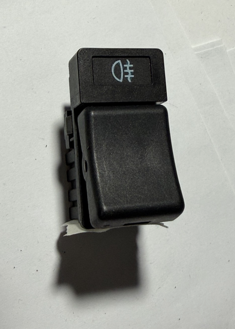 93 94 1993 1994 Volvo 850 Fog Light Foglight Switch 3545793, 3 545 793 Black