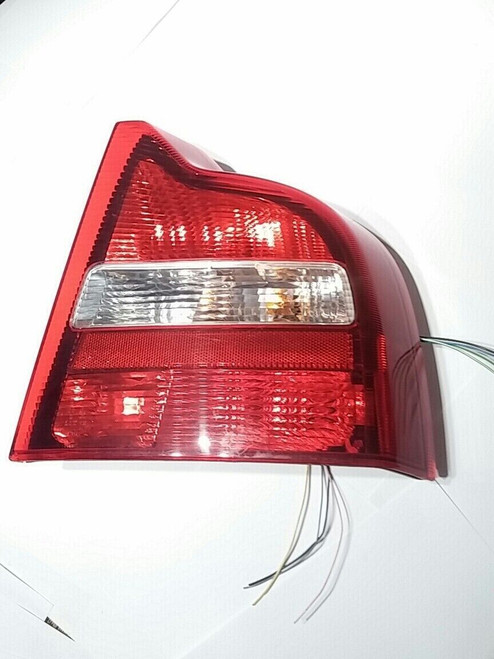 1999-2003 VOLVO S80 PASSENGER SIDE TAIL LIGHT LAMP taillight bulbs VG 9154479 RH