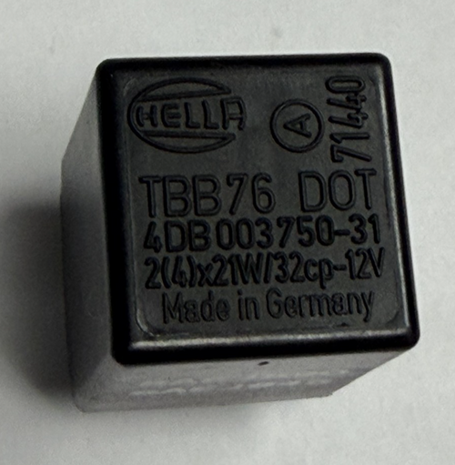 1999-2004 Triumph Sprint RS 955i Indicator Flasher Relay 12V 4DB 003750 31