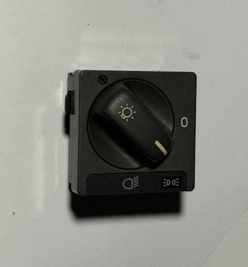 1998-2002 Volvo C70 Headlight Headlamp Switch 8622023, 99 W18E 2376-0070