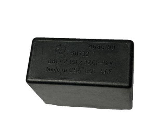 1996-1997 Chrysler Town & Country Flasher Relay 12V OEM 4686190 DOT SAE 1996-1997 Chrysler Town & Country Flasher Relay 12V OEM 4686190 DOT SAE