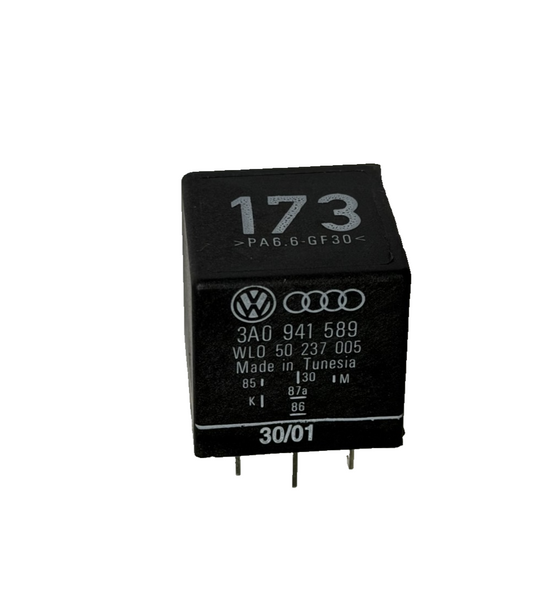 1999-2002 Volkswagen Cabrio Audi Daytime Running Light Relay 3A0941589