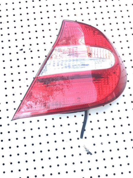 Passenger Side Right Tail Lamp Lens and Housing 81551AA050