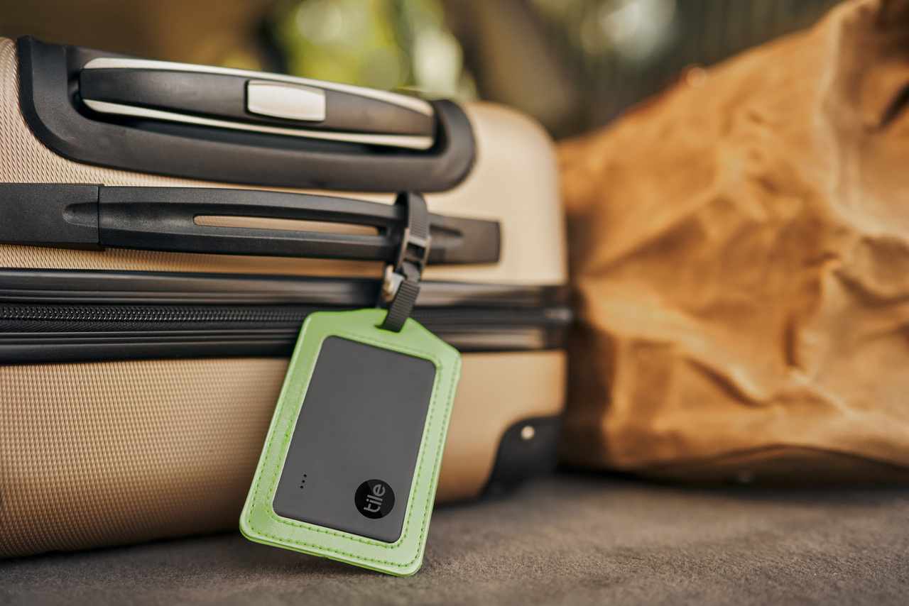 Tile Luggage Tracker  Luggage Tracking Device with Tag