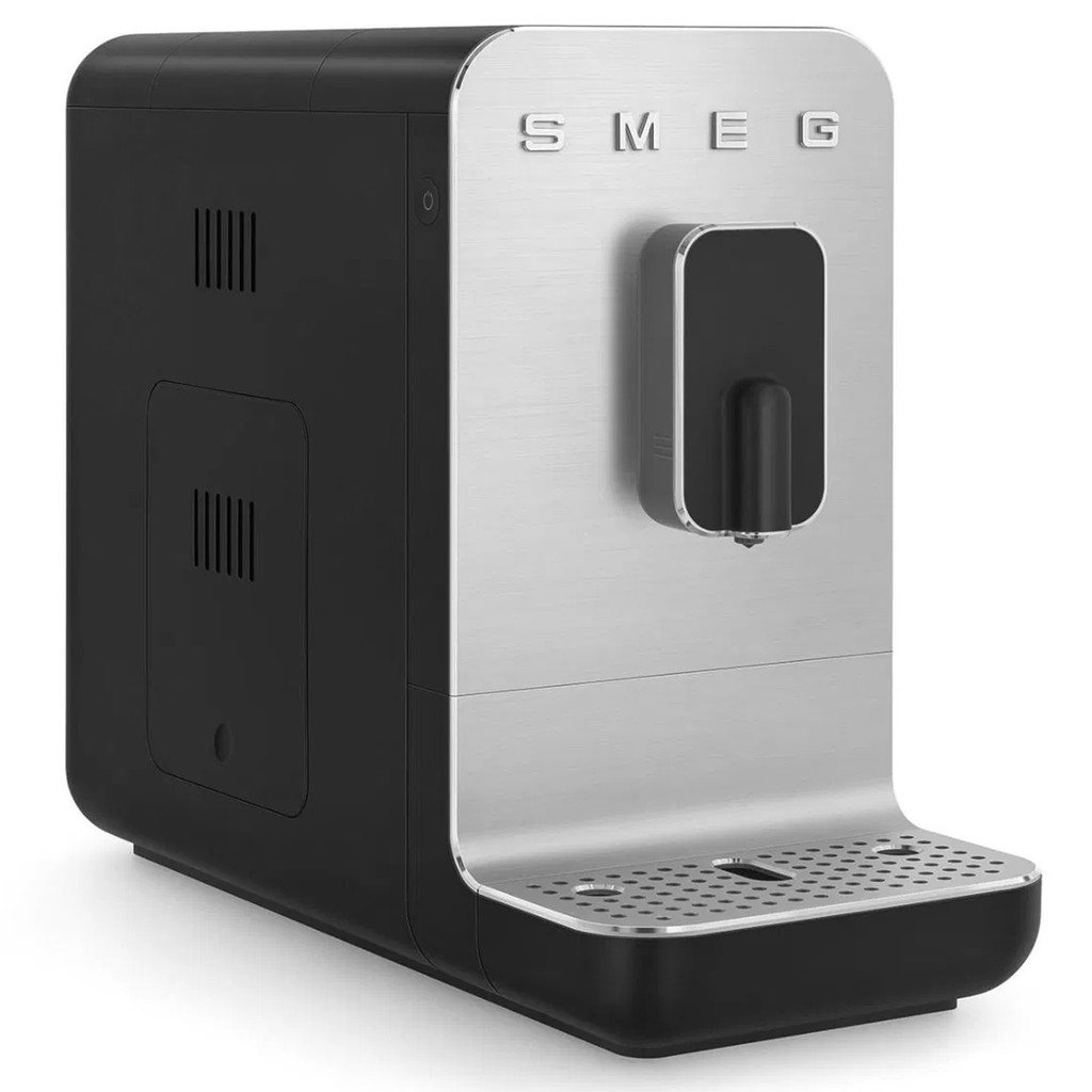 SMEG Fully Automatic Espresso Machine