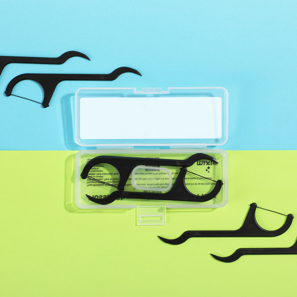 Flossie Charcoal Dental Floss Picks
