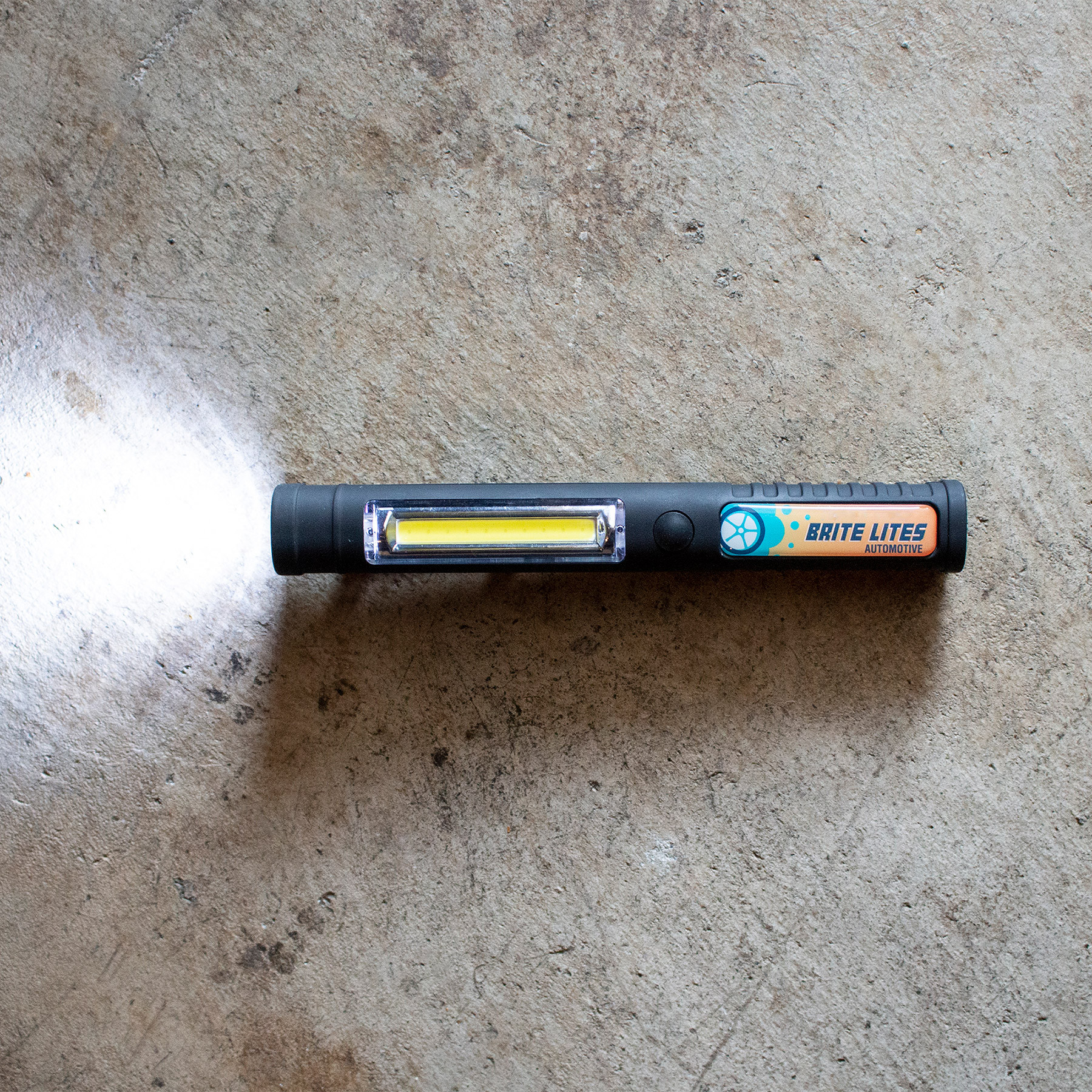 Smooth Operator COB Flashlight - HPG Brands