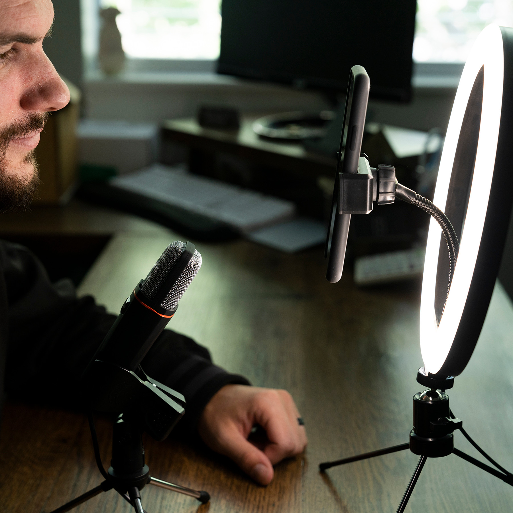 McStreamy Ring Light Phone Stand - HPG Brands