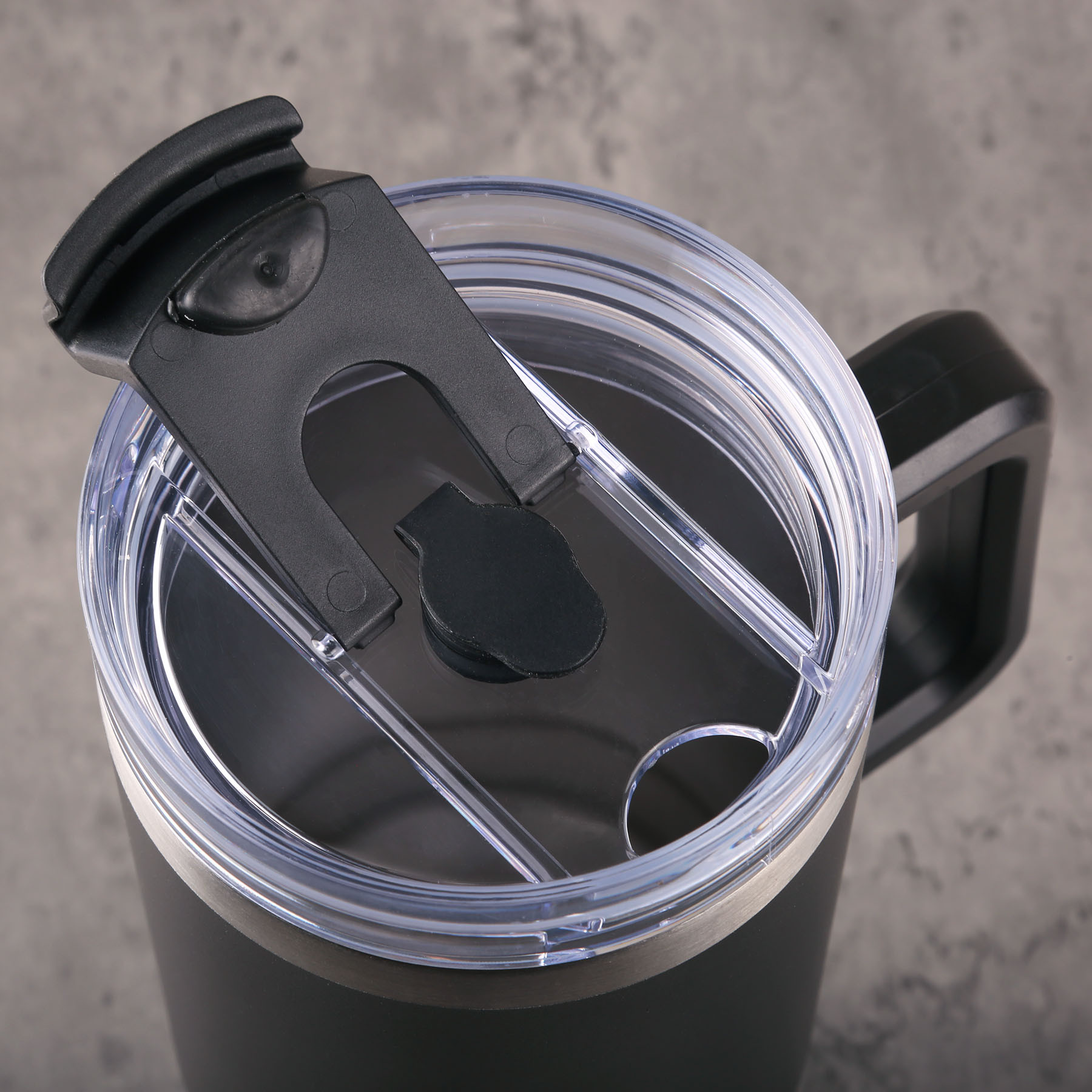 Voyager 40 oz. Travel Mug - HPG Brands