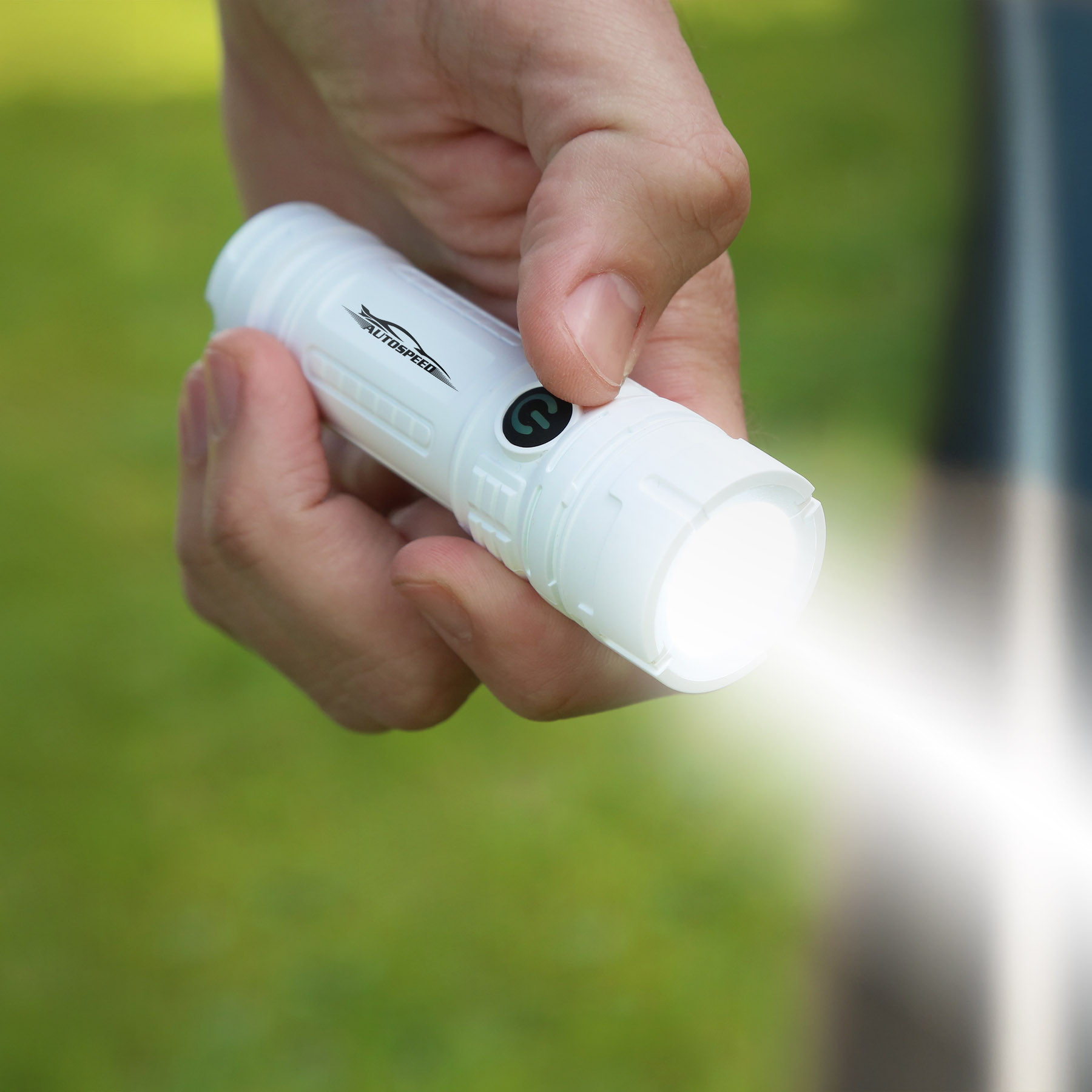 reNew Lite Rechargeable Flashlight - HPG Brands