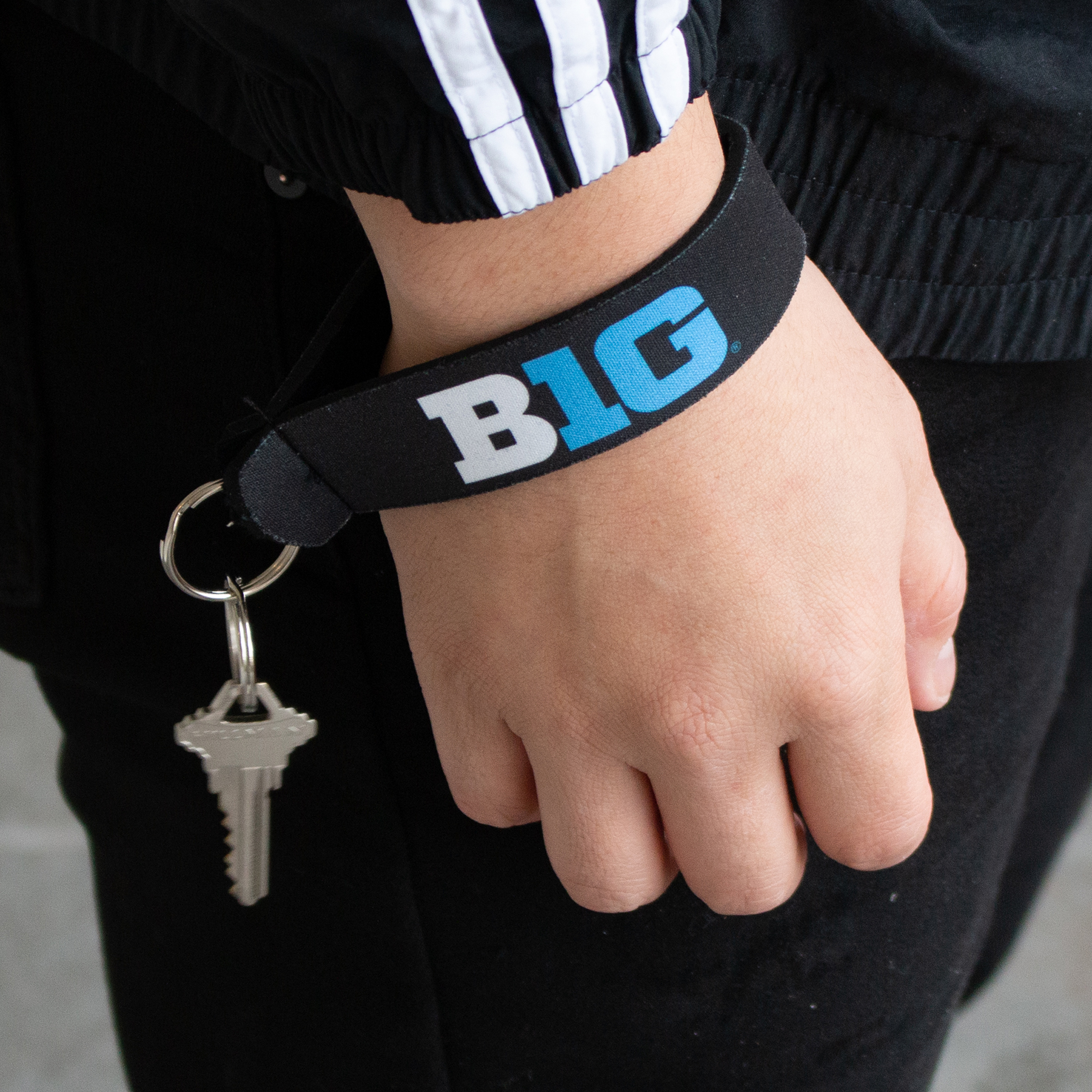 AAA グッズ 橙セット Full Color Single Neoprene Wristband with 26mm Key Ring