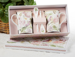 Rose Bird Mug Spoon Set for two in Gift Box. Mug Spoon Set for two in Gift Box will brighten a couples day in its own matching print gift box. Mug Spoon Set for two makes tea time all the more special with you and a friend. Gifting Idea: birthday gift, bridal shower, get well, office gift, or thank you.
Includes:
two 4.9" Porcelain Mugs in gift box
Two Matching Porcelain Teaspoon
Dishwasher safe Rose Bird Mug Spoon Set for two in Gift Box. Mug Spoon Set for two in Gift Box will brighten a couples day in its own matching print gift box. Mug Spoon Set for two makes tea time all the more special with you and a friend. Gifting Idea: birthday gift, bridal shower, get well, office gift, or thank you.
Includes:
two 4.9" Porcelain Mugs in gift box
Two Matching Porcelain Teaspoon
Dishwasher safe