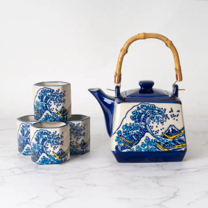 Great Wave Tea Set 20oz Tea Pot with 4 Hexagon Cups (4/8)

Capacity: 20 fl oz

Teapot comes with stainless steel strainer

Material: Porcelain

Origin: China