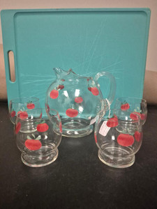 All Glass Tomato Design 4 cup Juice Set Vintage