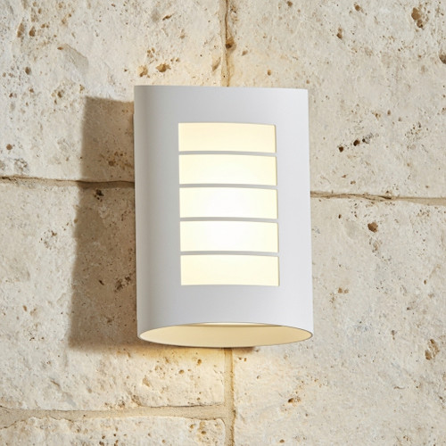 White Wall Light Marine Grade Vertical 3000K 400lm 8W