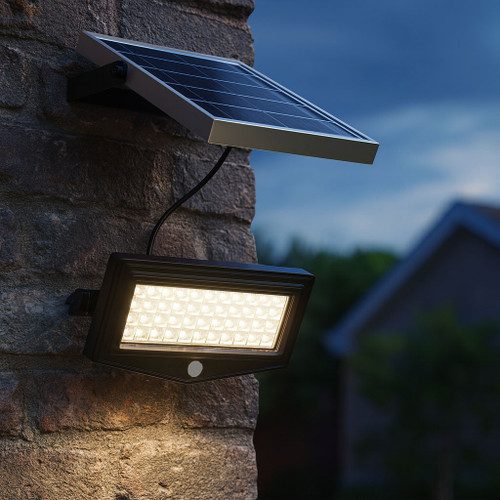 10W Solar Flood Light Motion Sensor 1000lm IP65 6W 3.5m Cable Commercial Grade