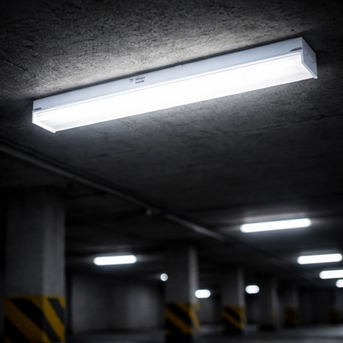 Emergency Batten Light 1.2m Maintained/Non-Maintained Industrial Grade 5000 lumens Industrial Grade