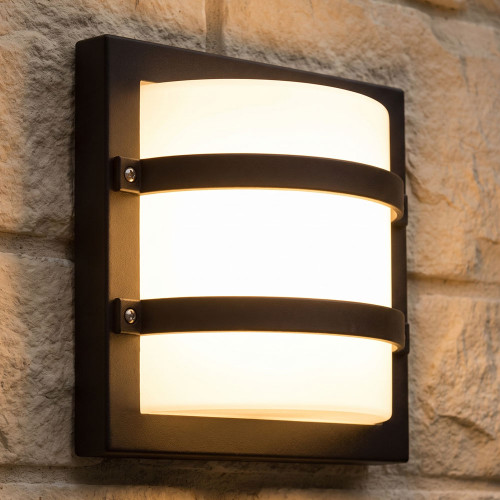 Marine Grade Vandal Resistant Wall Light 240V E27 60W IP65 IK10 24cm Black