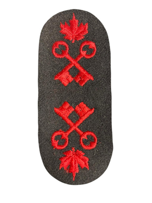 Royal Canadian Navy Ship's Storesman Trade Collar Badge