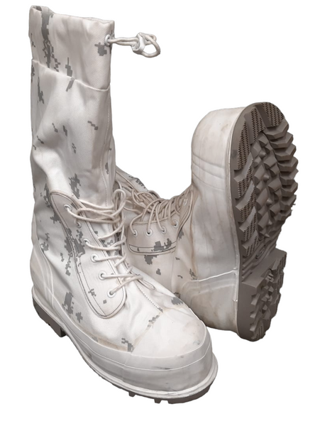 Canadian Armed Forces Airboss Extreme Cold Weather Mukluks - 12
