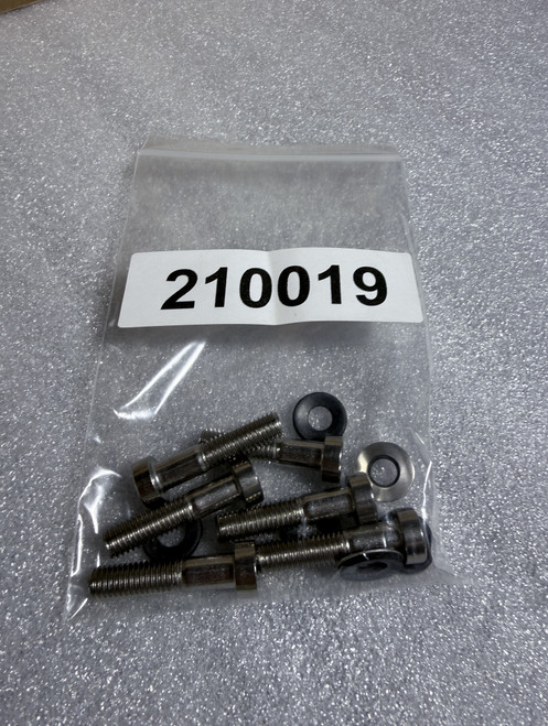 03-05 Cummins Valve Cover Bolt Kit