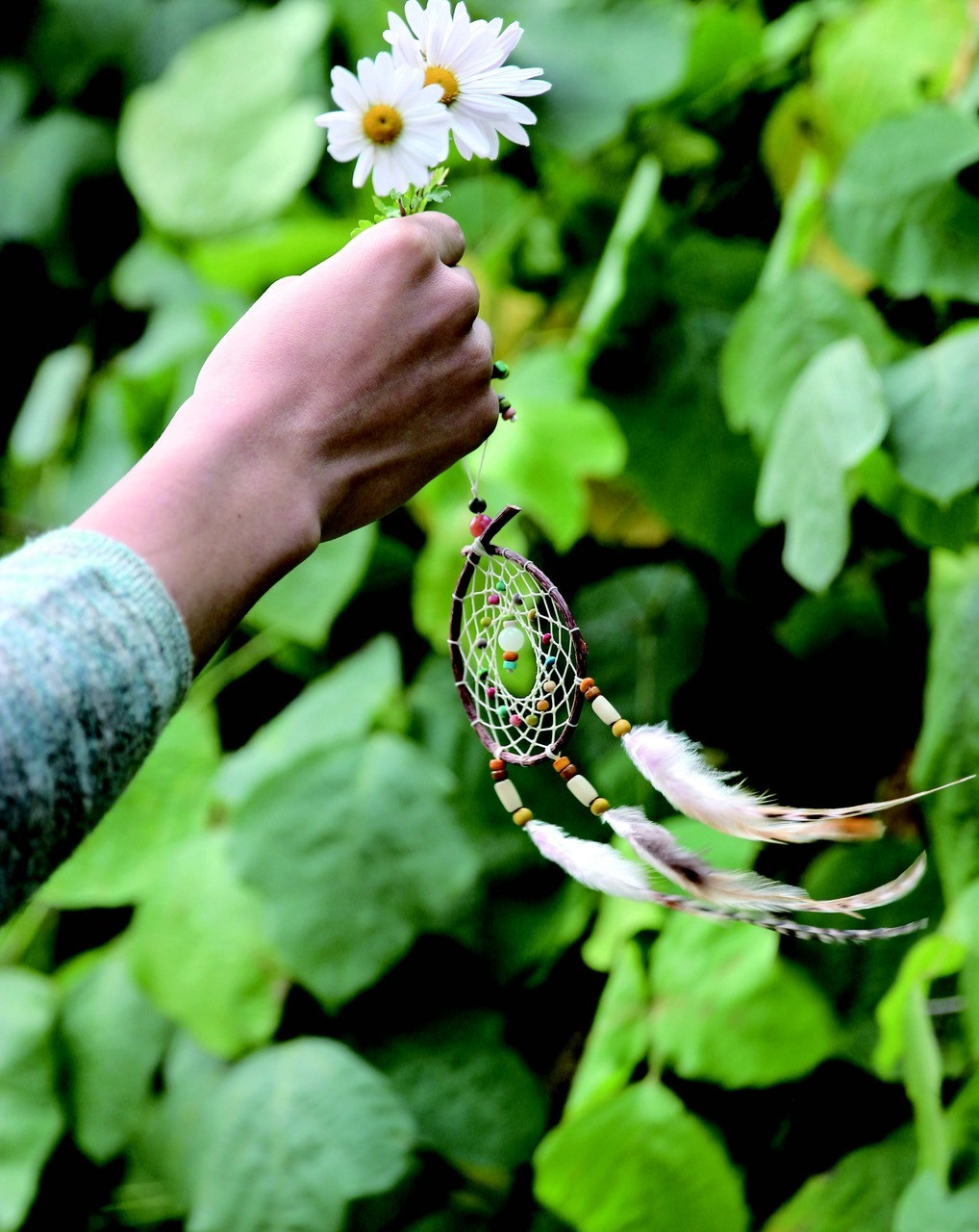 Create Dream Catchers