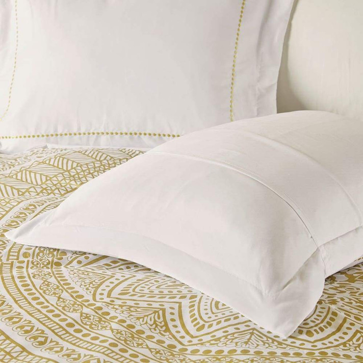 Naomi Metallic Medallion Printed Queen Comforter Set