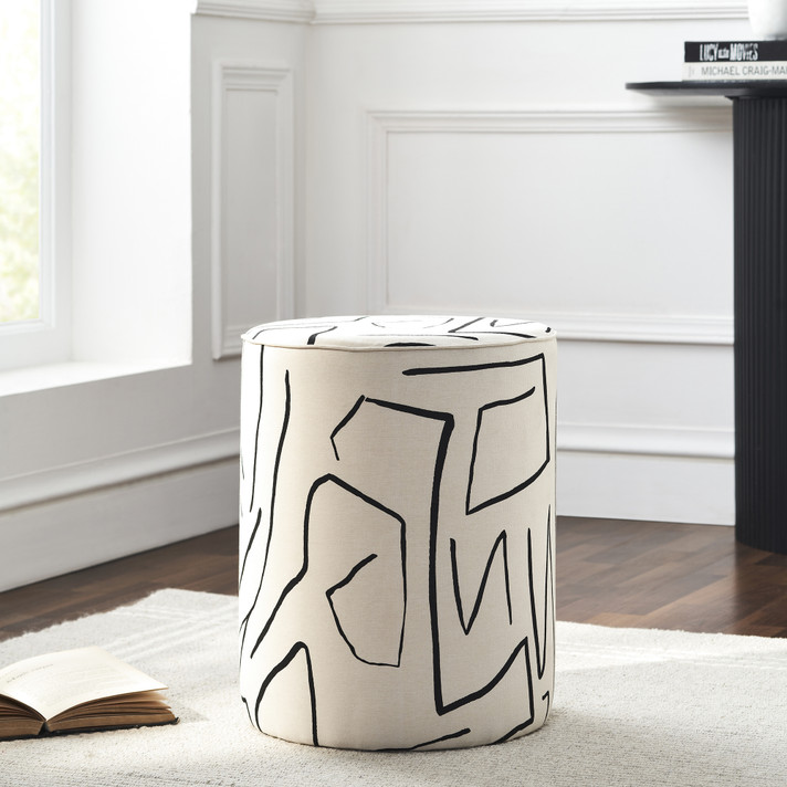 Rachelle Stool