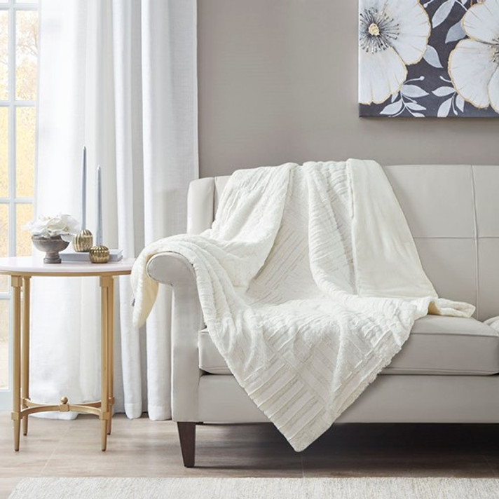Arctica Ultra Plush Down Alternative Throw
