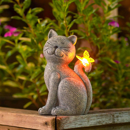 Glimmering Garden Cat
