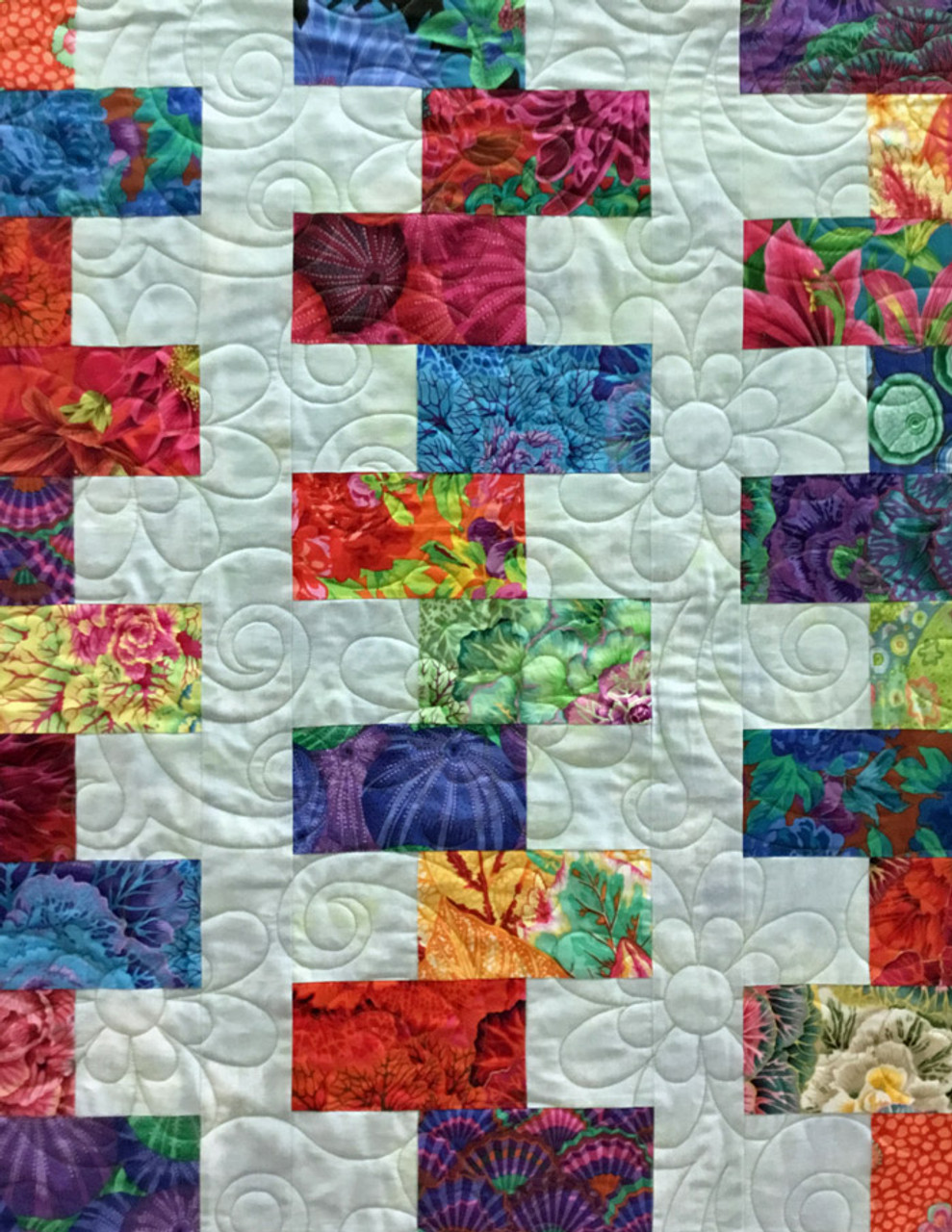 小物 HOLIDAY FLOWER QUILTING LONG MUFFLER Bee In My Bonnet: Calico Garden Sew Along - The Big Finish!!