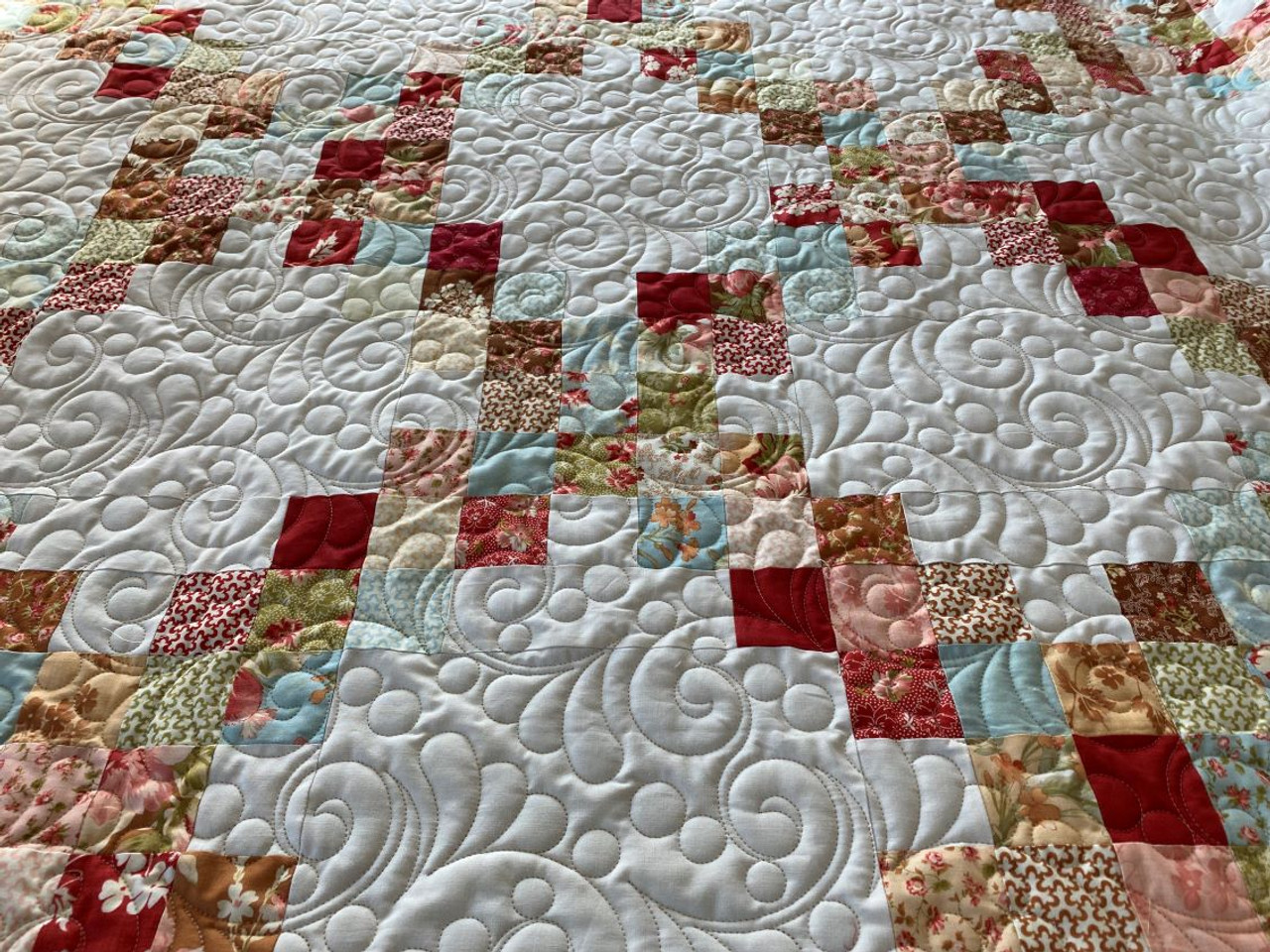 小物 HOLIDAY FLOWER QUILTING LONG MUFFLER 小物 HOLIDAY FLOWER QUILTING LONG MUFFLER HOLIDAY（ホリデイ
