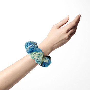 Velvet Scrunchie - Van Gogh Starry Night