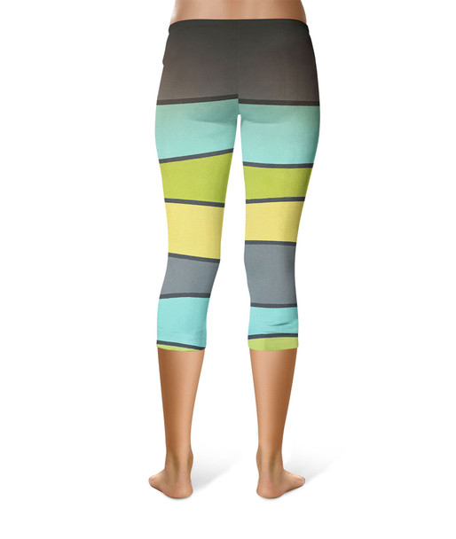 Sport Capri Leggings - The SediMINT Avacado Wave Wall