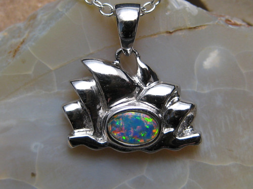 Sydney Opera House opal pendant
