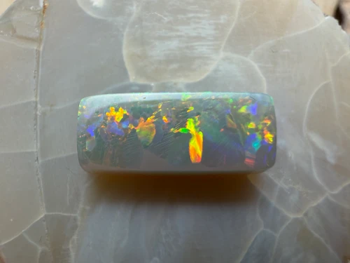 Sonder-Semi Black Opal