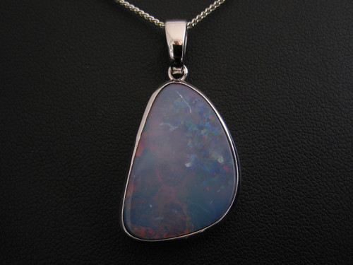 Opal doublet pendant
