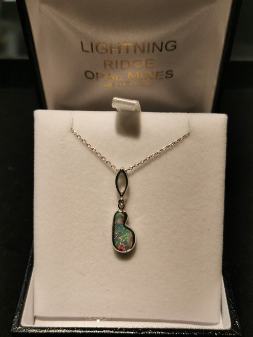 arf0703 W 14k wg boulder opal 1.41ct pendant